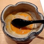 鮨 さかい - ウニソースにシャリを投入