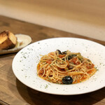 ナガタ店 - プッタネスカ（pasta）