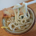 西端手打 上戸 - 麺のリフトアップ