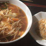 中国料理 檸檬亭 - 横浜サンマー麺とミニチャーハンセット
¥830外税