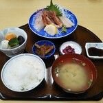 市民食堂 味よし屋 - 刺し身定食