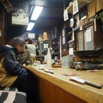 独酌　三四郎 - 店内（カウンター席）