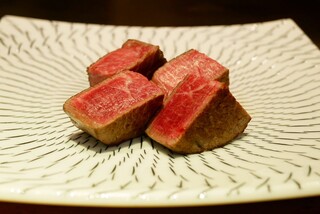 Yoshi - シャトーブリアンのステーキ
