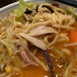 たんめん専門店 百菜 - 豚肉とゲソ