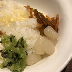 欧風カレー ボンディ - 薬味を3種類入れてみました。