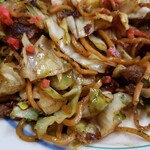 マキノ - 麺よりキャベツが多いです