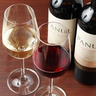 23:00以降のバー営業中も食事と共にお酒が楽しめます♪