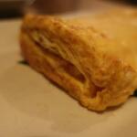 酒菜坊 橋蔵 - 出し巻きタマゴ チーズ　ズームアップ