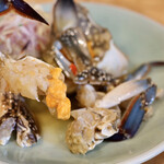 酒とタイ料理 ピッサヌローク - ワタリガニのナンプラー漬け（プードン）