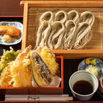新潟名物布のり蕎麦とおいしい酒菜 きなせや. - 天ぷら付へぎそばセット
