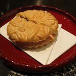 レストラン バカール - アミューズ：フォアグラの最中1