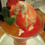 スイートハウスわかば - 生苺サンデー＠630円