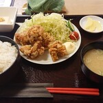 まんてん - 唐揚げ定食ご飯大盛り