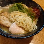 小川商店 - 麺はこんな感じ