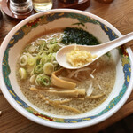 特麺コツ一丁ラーメン - ラーメン 麺半分 ニンニクありで