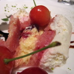 代官山ASO チェレステ - ズッパイングレーゼを桜の風味に替えてズッパジャポネーゼ（ASOスタイル）に。