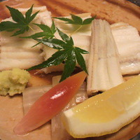 源平 北店 - 穴子白焼き