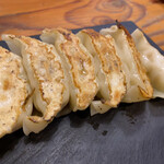 スタンドシャン食 Osaka北新地 Champagne & GYOZA BAR - 