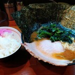 ラーメン＋のり＋ライス！(☆∀☆)ｷﾗｰﾝ