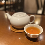 瀘川 - 【ジャスミン茶】無料提供
                                一人客にも丁寧に対応してくれる。