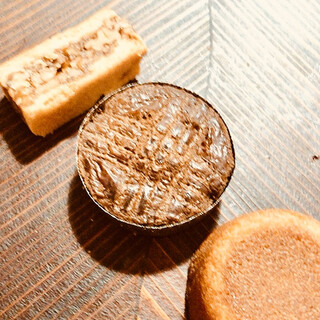 アールサンクファミーユ_2