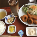 カフェ　ポテチ - ミックスフライ定食