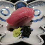 日本料理 晴山 - 氷見メジマグロ