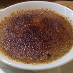 ビストロラドレ - ピスタチオのクレームブリュレ