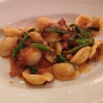 ズッペリア オステリア ピティリアーノ - シチリア産古代小麦のオレキエッテたこと菜の花ソース