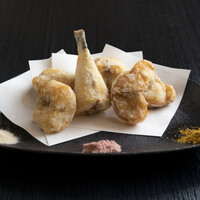 ふぐ唐揚げ　３色塩