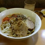 ラーメン荘 地球規模で考えろ - 汁無し200gニンニクマシ アブラ マシマシ