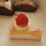 ドゥームーラン - ニューヨークチーズケーキ…４５０円(税抜き)
