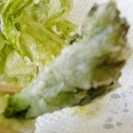 そば処 平石亭 - 「タラの芽」です（ボケました；貴重な山菜の逸品）