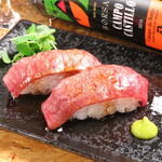 Nikubaru Yamato - 肉寿司２カン590円