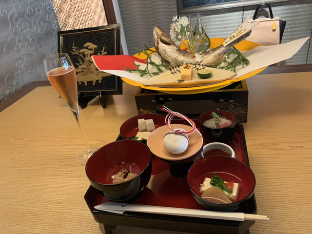 お食い初め2nd リッツ仕様なのにリーズナブル リッツカールトン京都 By Mafu 水暉 ザ リッツ カールトン京都 ミズキ 京都市役所前 懐石 会席料理 食べログ お食い初め2nd リッツ仕様なのにリーズナブル リッツカールトン京都 By Mafu 水暉 ザ リッツ カールトン京都 ミズキ 京都市役所前 懐石 会席料理 食べログ