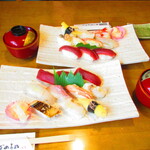Akebono Zushi - ２人のランチお好み寿司１０貫　１３２０円（税込）デフォ【２０２０年３月】