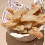 Crispy burdock chips