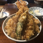 土手の伊勢屋 - 海老天丼(大盛り)