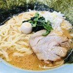 横浜家系ラーメン 魂心家 - のりスペシャルラーメン