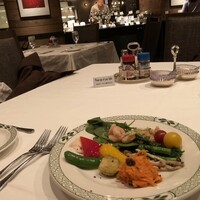 ロウリーズ・ザ・プライムリブ 恵比寿ガーデンプレイス店 - 