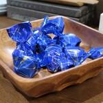 桶家乃隠居 - おまけのチョコレート３人分