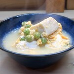 家庭料理 小川 - 高野豆腐とグリーンピースの卵とじ
