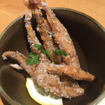 笑和酒場　けいちゃん - お通しのワカサギ