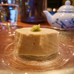 根津 釜竹 - ごま豆腐 400＋VAT