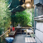 根津 釜竹 - 待ち合い