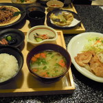 Gokoku - 豚の生姜焼き定食　￥１２３９