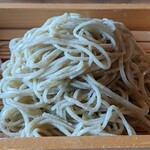 呑珠庵 - 穀物感があり風味豊かなお蕎麦です。