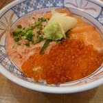 磯丸水産 - いくらサーモンネギトロ丼