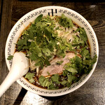 スパイス・ラー麺 卍力 - スパイスラーメン・もやし・パクチー・1,130円