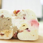 TANUKI APPETIZING - TOFU C.C ほうじ茶＆ストロベリーホワイトチョコカシュー